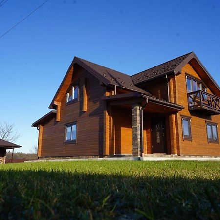 Villa Family House Truskavets Modrychi Εξωτερικό φωτογραφία