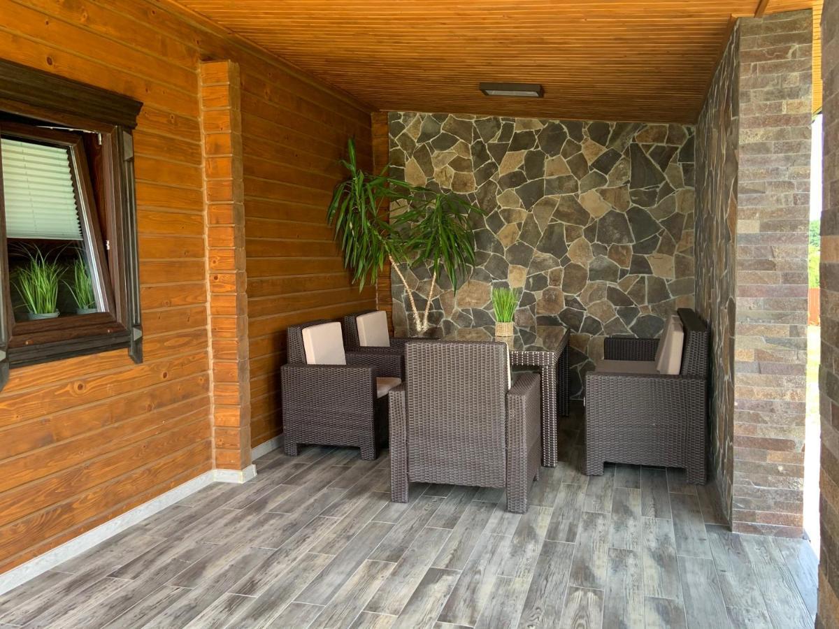 Villa Family House Truskavets Modrychi Εξωτερικό φωτογραφία