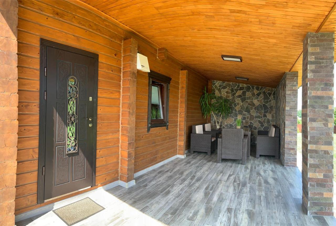 Villa Family House Truskavets Modrychi Εξωτερικό φωτογραφία
