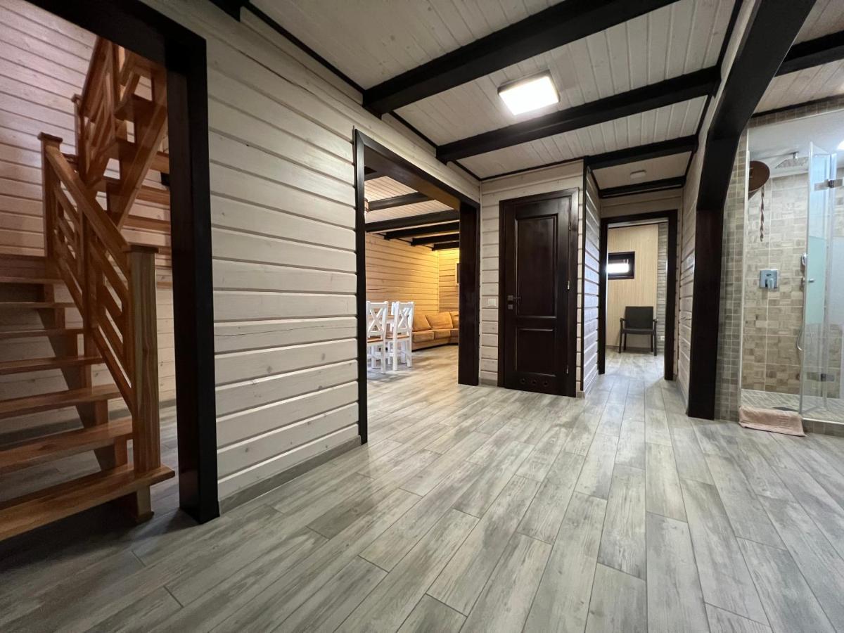 Villa Family House Truskavets Modrychi Εξωτερικό φωτογραφία